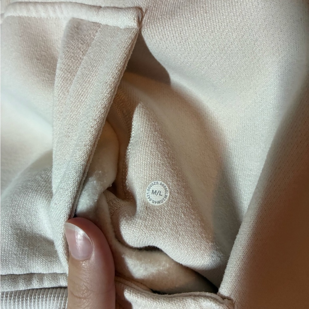 SOLD Lululemon Scuba Oversized Half-Zip Hoodie in White Opal Size M/L - Picture 8 of 8